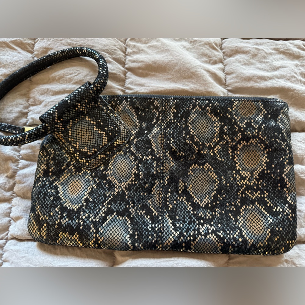 HOBO Black and Cream Snakeskin Clutch